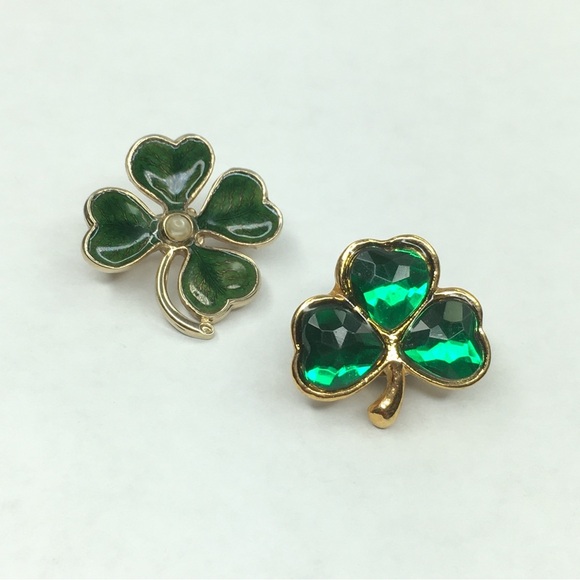 Saint Patricks Day Clover Pin Brooch Tie Tack Green Enamel Rhinestones Bundle 2 - Picture 1 of 8